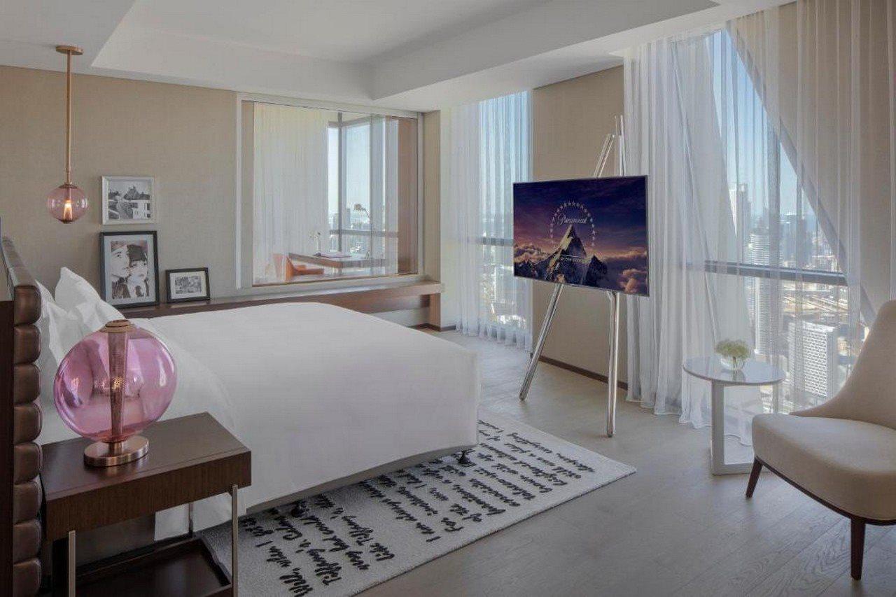 Hotel Paramount