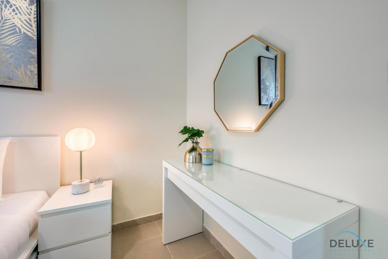 Apartemen Tranquil 1br At Marina Crown Marina By Deluxe Dubai