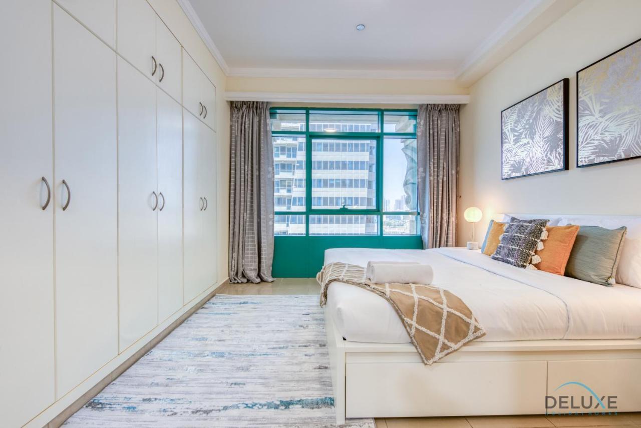 Apartemen Tranquil 1br At Marina Crown Marina By Deluxe