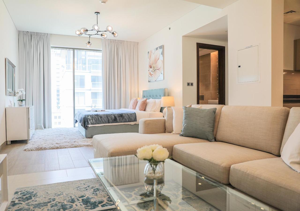Nasma Luxury Stays- Sobha Hartland Greens Apartamento Dubái