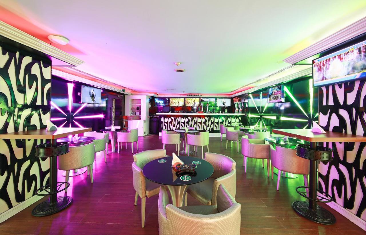 Manhattan Avenue Hotel *