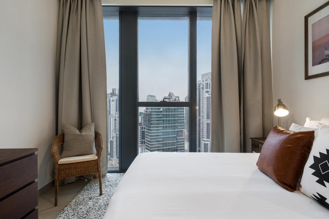 Appartamento Breathtaking Views From Dt With Terrace Dubai