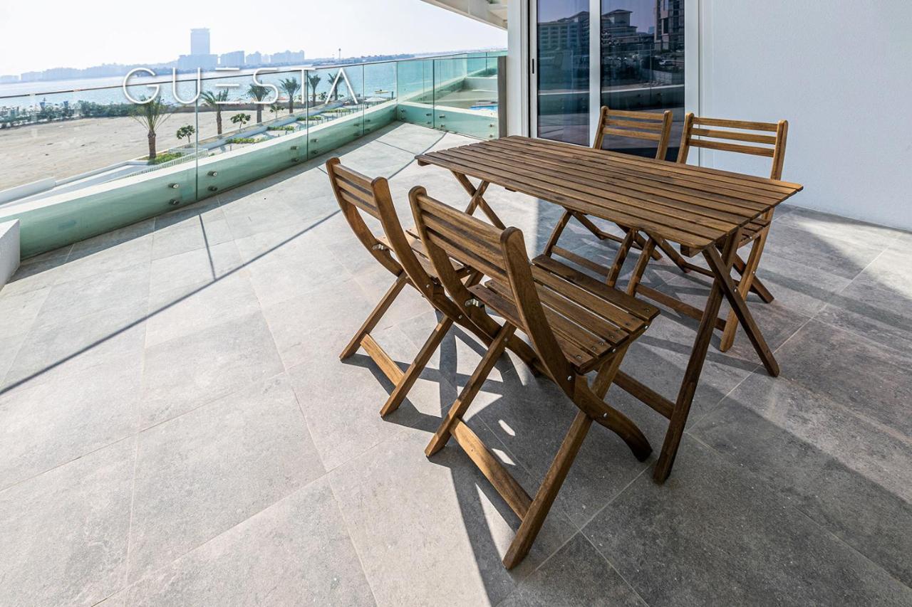 Azizi Mina The Palm, Free And Pool Access Apartemen
