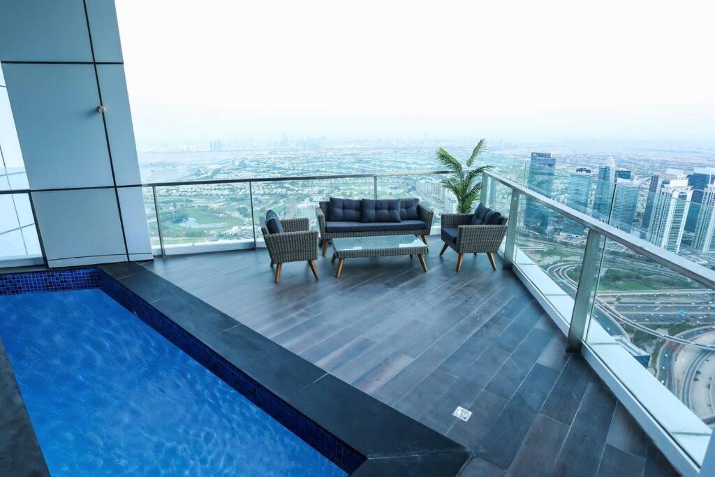Apartment Highrise On The 74th Floor Dubai