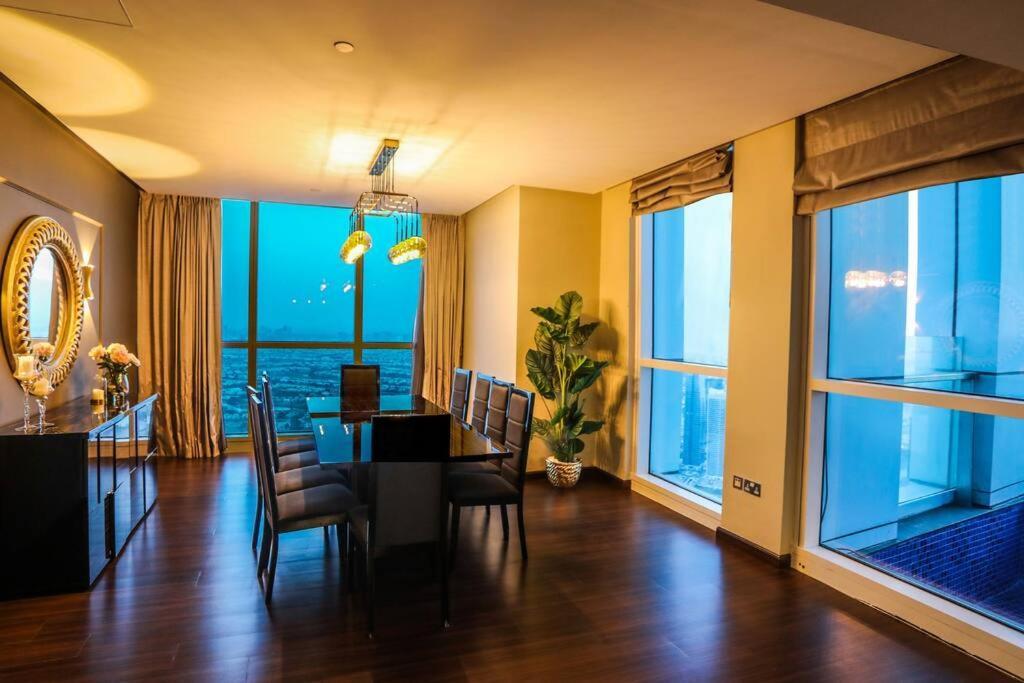 Highrise On The 74th Floor *