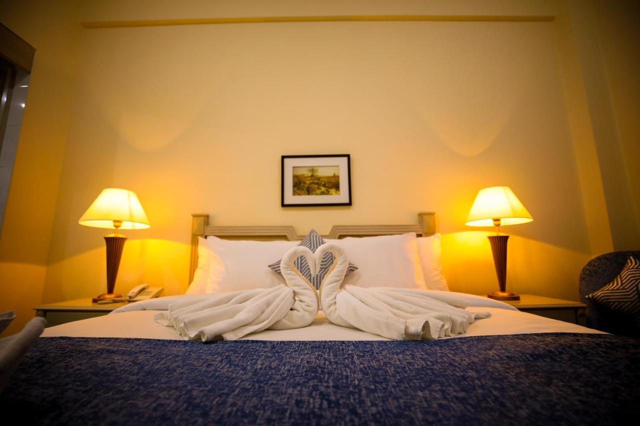 Apartahotel House & 2*