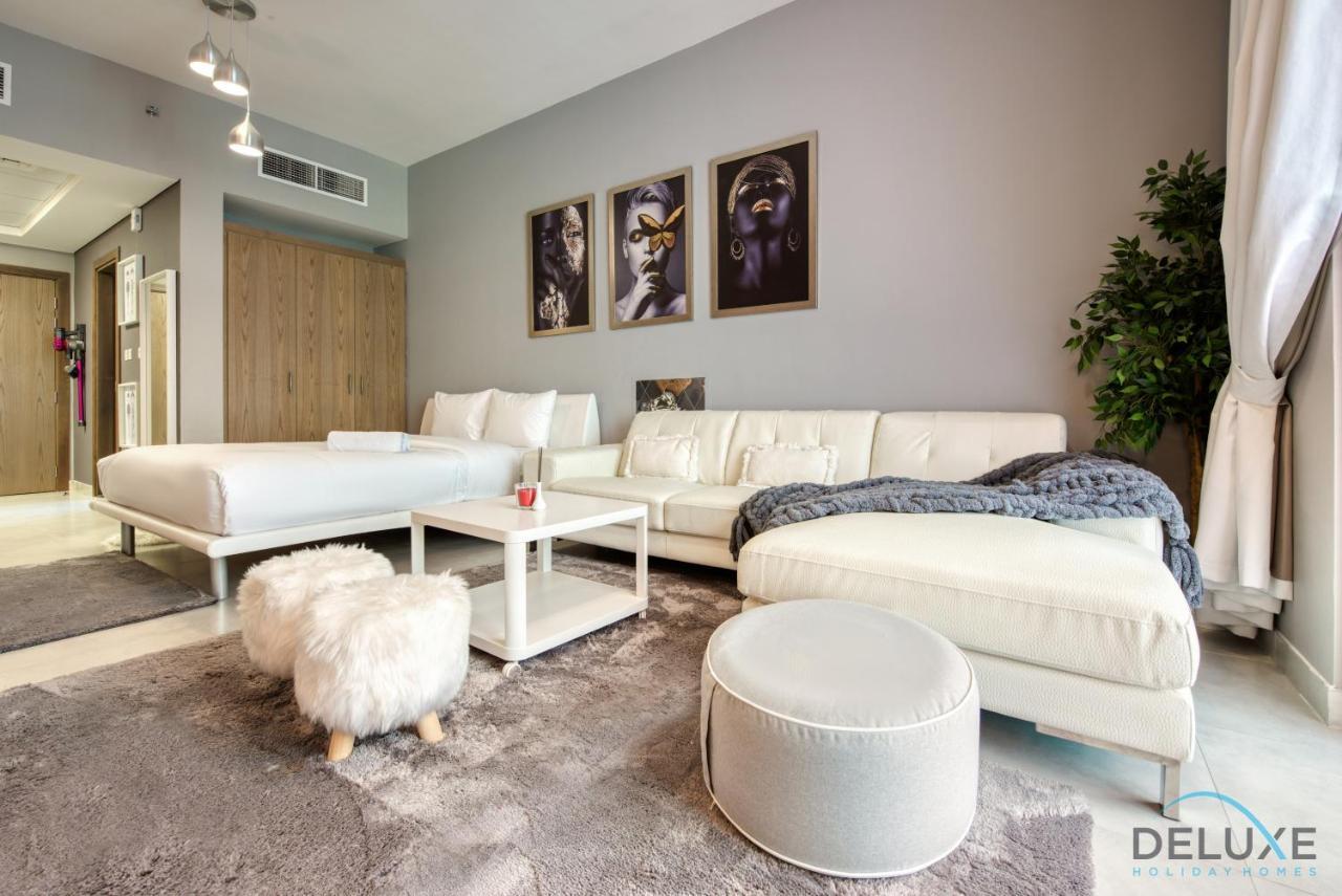 Glamorous Studio At Binghatti Stars Silicon Oasis By Deluxe Dubai