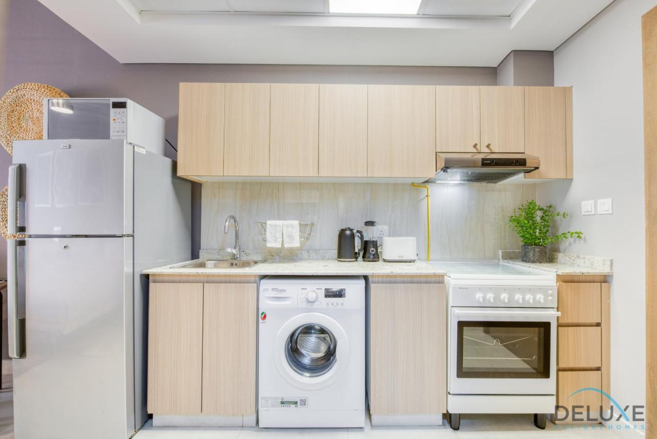 Apartment Glamorous Studio At Binghatti Stars Silicon Oasis By Deluxe Dubai