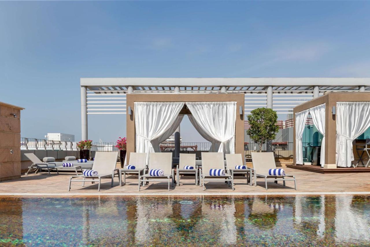 Radisson Blu Hotel, Media Dubai