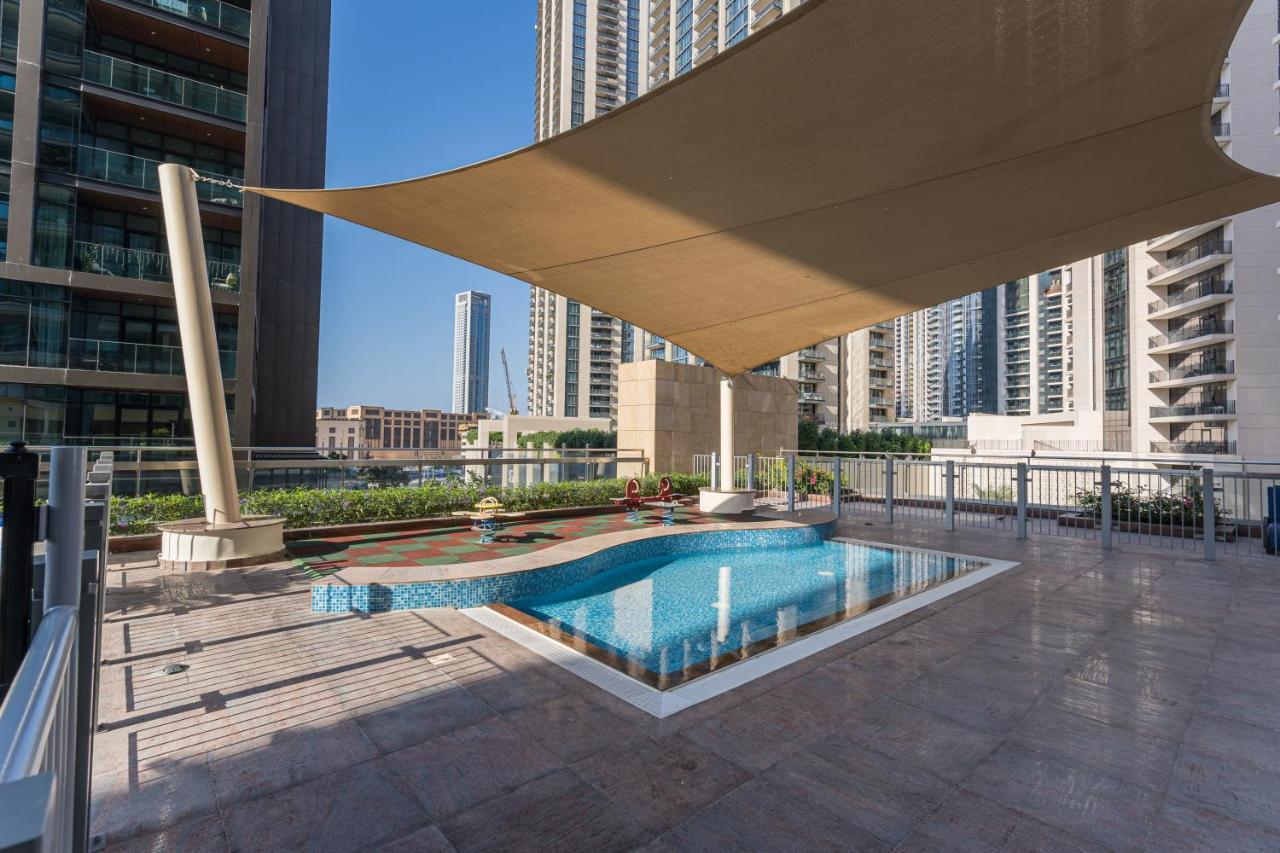 Higuests - Royal 2br With Balcony Near Burj Khalifa Apartament