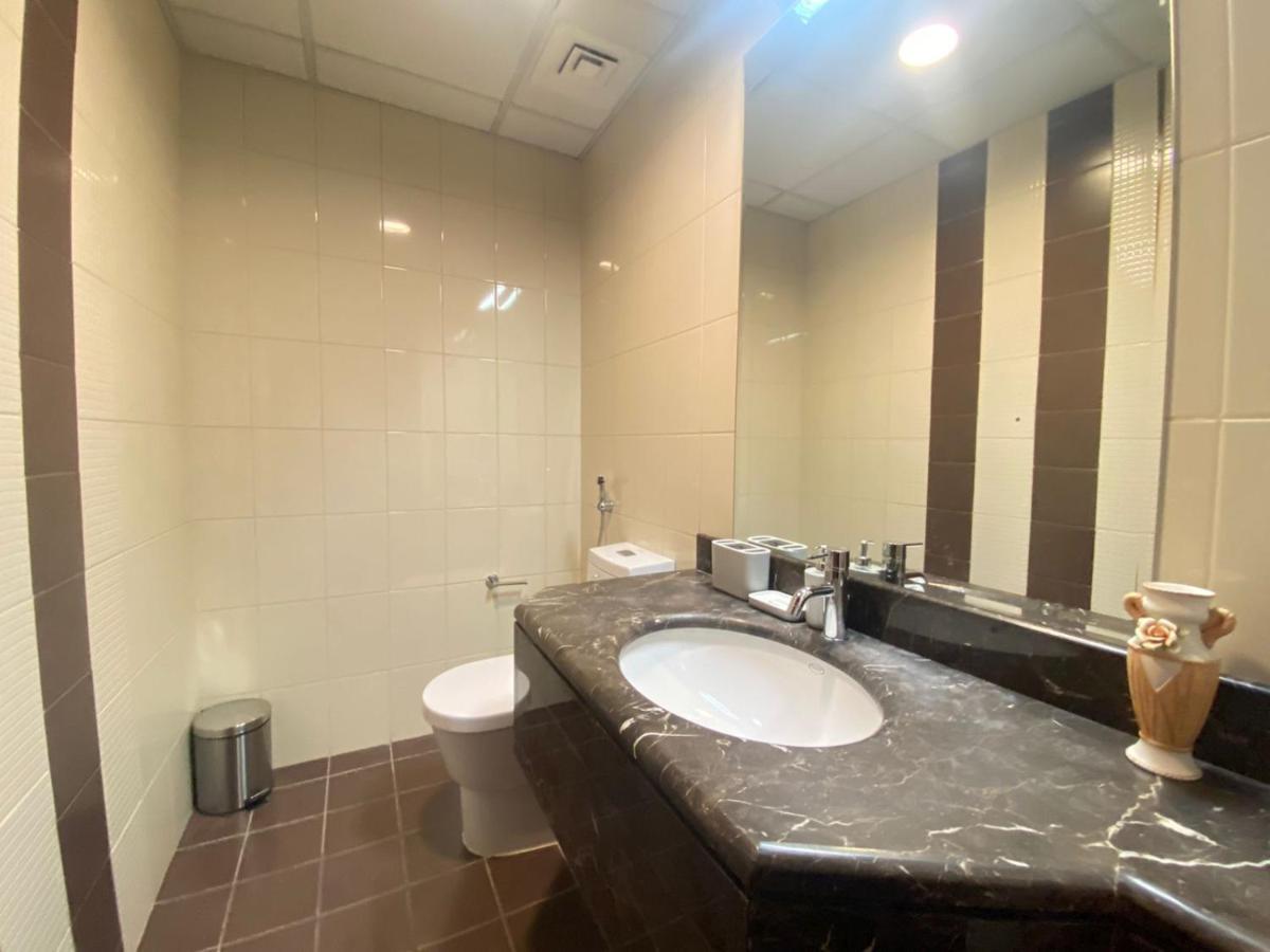 Durrani Homes - Cozy 1br At Nujoom Tower Besides Mall & Burj Khalifa Appartement Dubaï