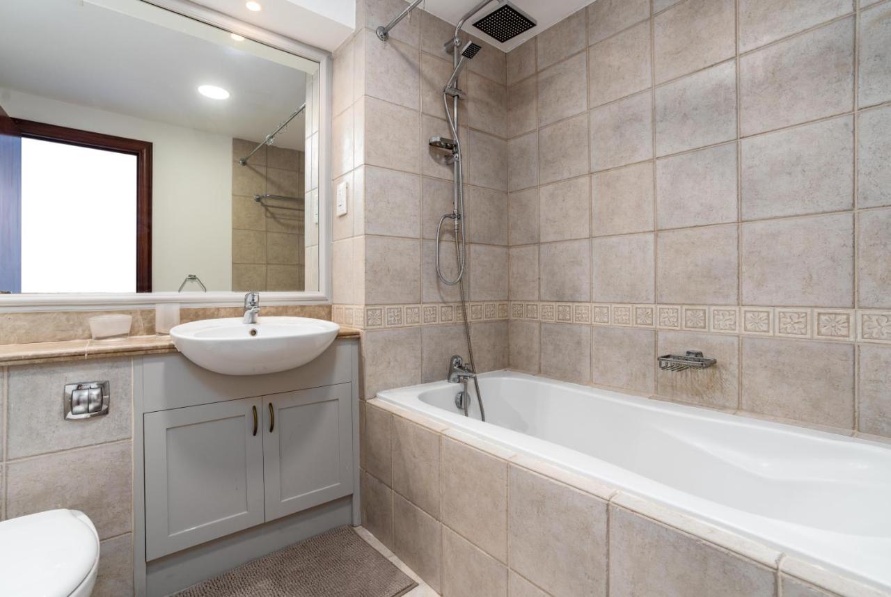 Marina - Opulent 3 Bedroom Apartamento