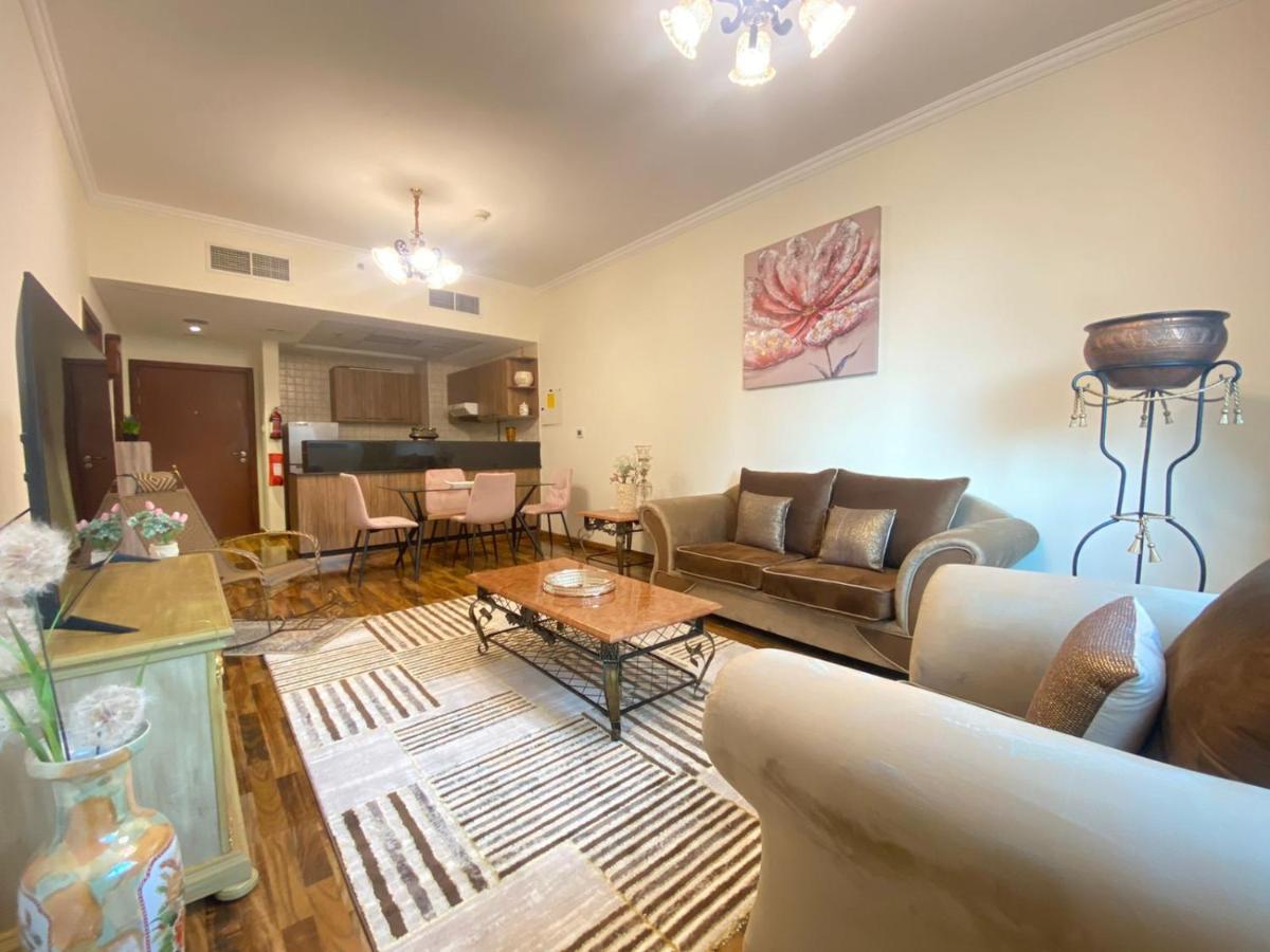 Durrani Homes - Cozy 1br At Nujoom Tower Besides Mall & Burj Khalifa Appartement Dubaï