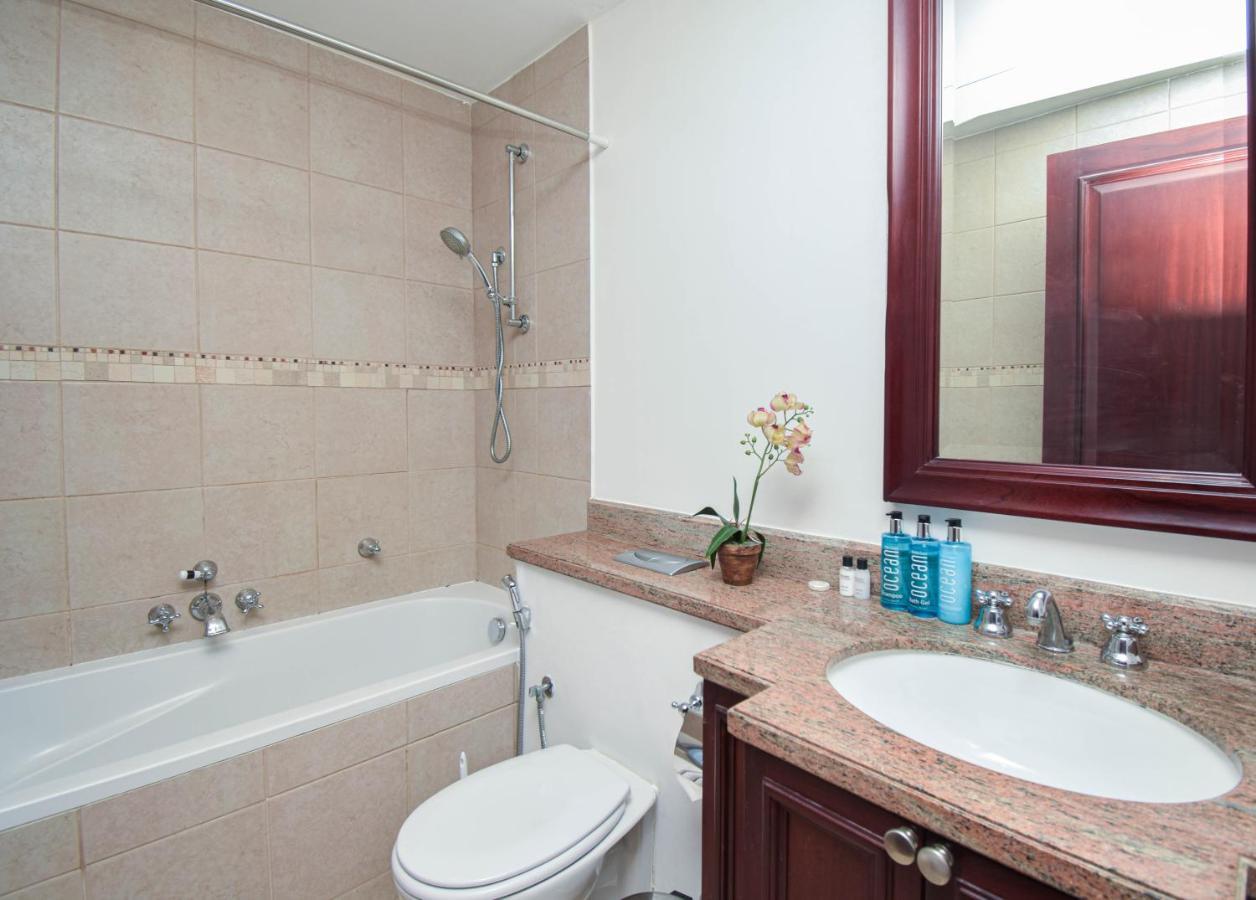 Lägenhet Bnbmehomes - Dashing 2b Apt In Old Downtown - 205 Dubai