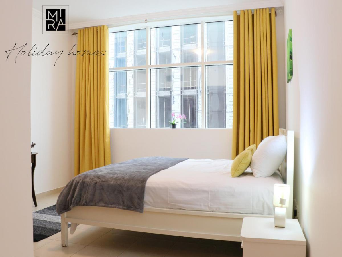 Serviced 1 Bed In Downtown - 5 Min To Mall *
