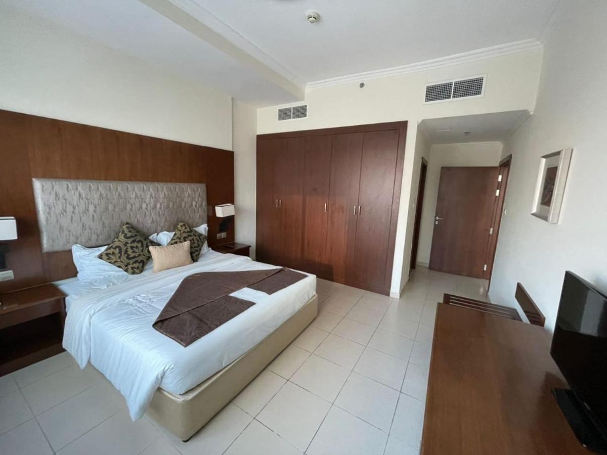 One Masterbedroom Attached Washroom-bathtub With Kitchen In Two Bedroom Apartments,cityhouse,al Barsha 1 Apartment