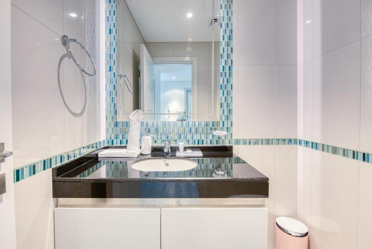 Authentic 2br At Damac Heights Marina By Deluxe * Dubai