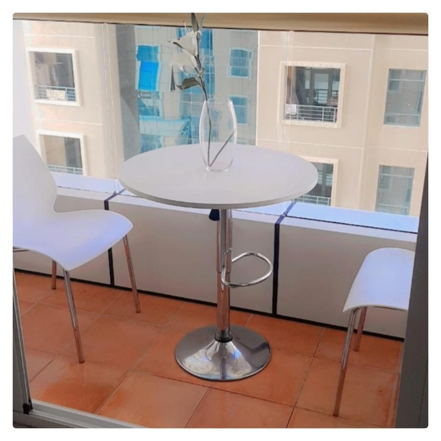 Luxury Kings Palace Private With Shared Kitchen Next To Barasti Beach Homestay Dubai