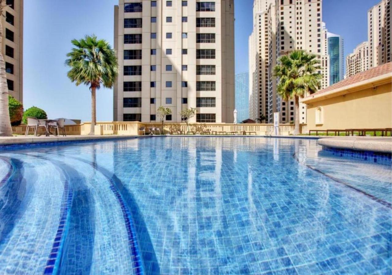 Waterfront Luxury 3br With Maids In Jbr, Apartamento Dubai
