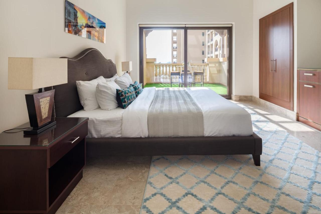 Frank Porter - Fairmont Palm Residences Apartamento