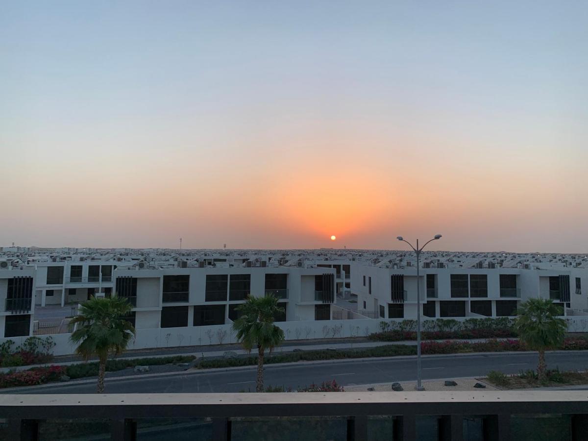 Charismatic 3br Townhouse At Damac Hills 2 Dubailand By Deluxe Homes Villa Dubai