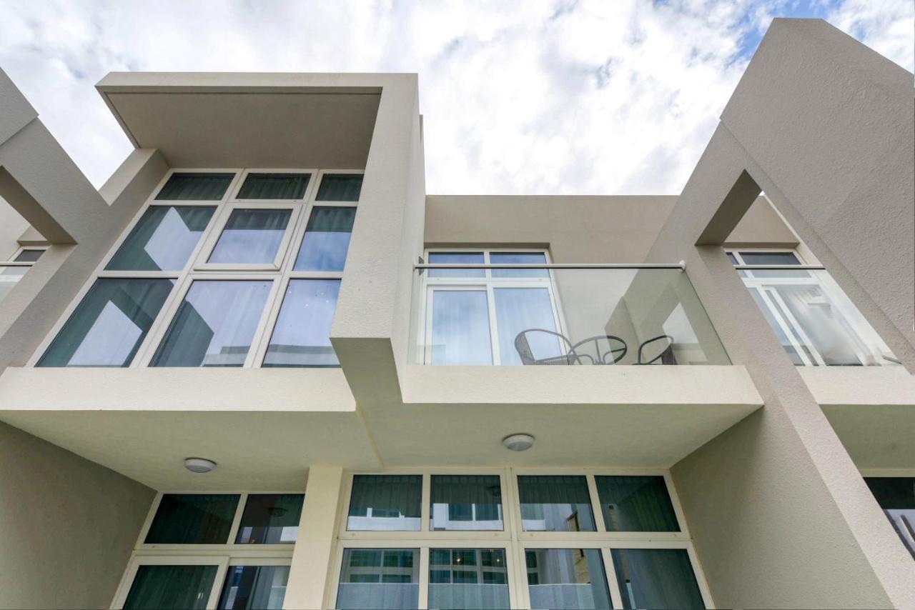 Charismatic 3br Townhouse At Damac Hills 2 Dubailand By Deluxe Homes