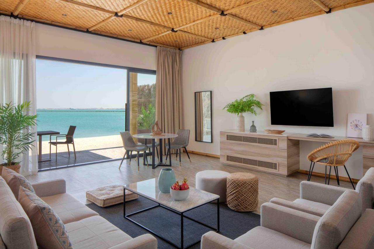 Anantara World Islands 5* Dubai