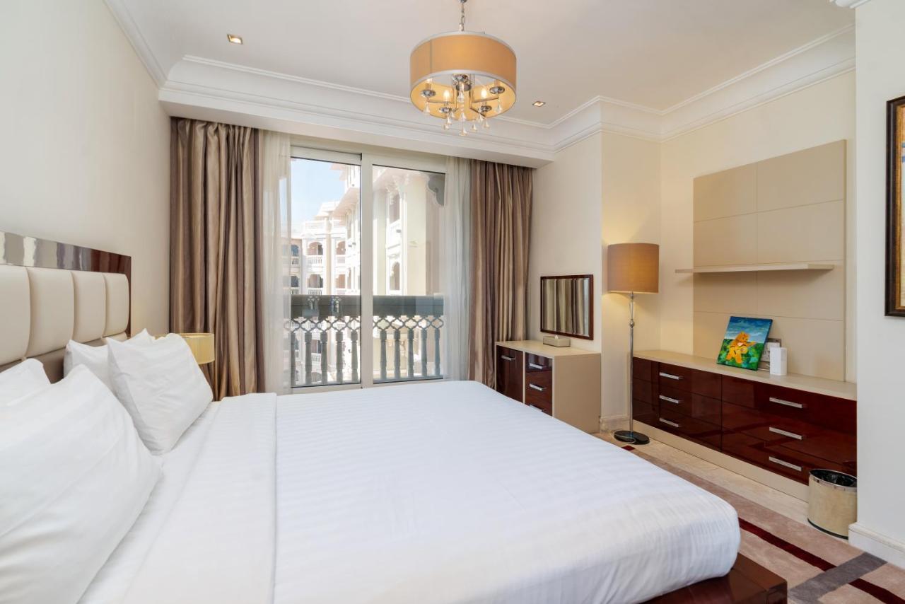Royal Club By Rvhr, Grandeur Crescent Palm Jumeirah Appartement