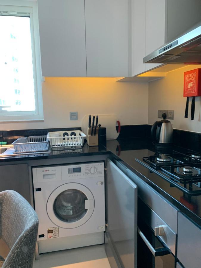 - Studio In Business Bay Direct On The Water Canal - 1km From Downtown & Mall - 1217a *