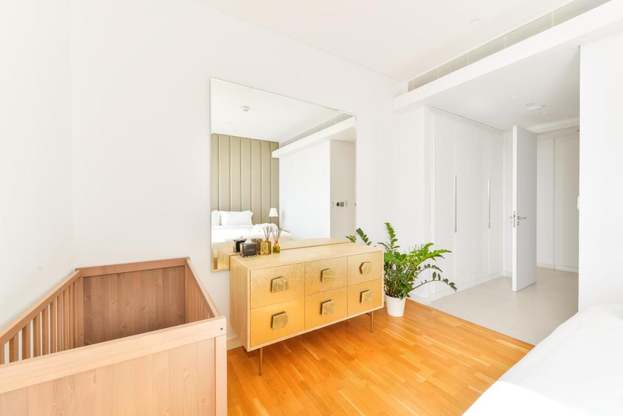 Apartemen Premium 2+ 1 Bedroom In The Heart Of Bluewaters Island *