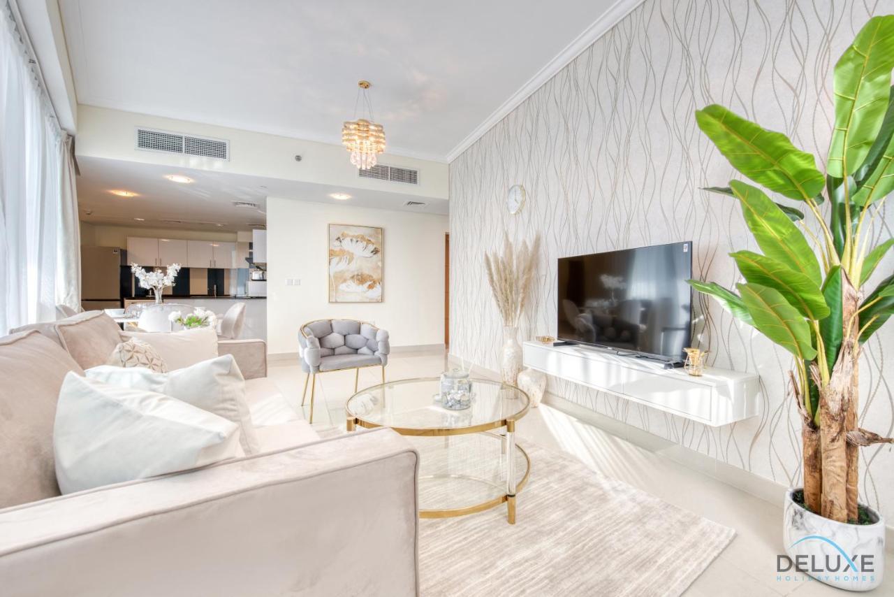 Ornate 2br At Ocean Heights Marina By Deluxe Apartment Dubai
