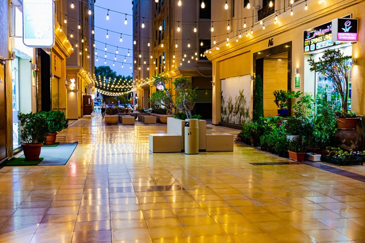 Elegant With Lively Vicinity In Dubai's Heart Appartamento Dubai