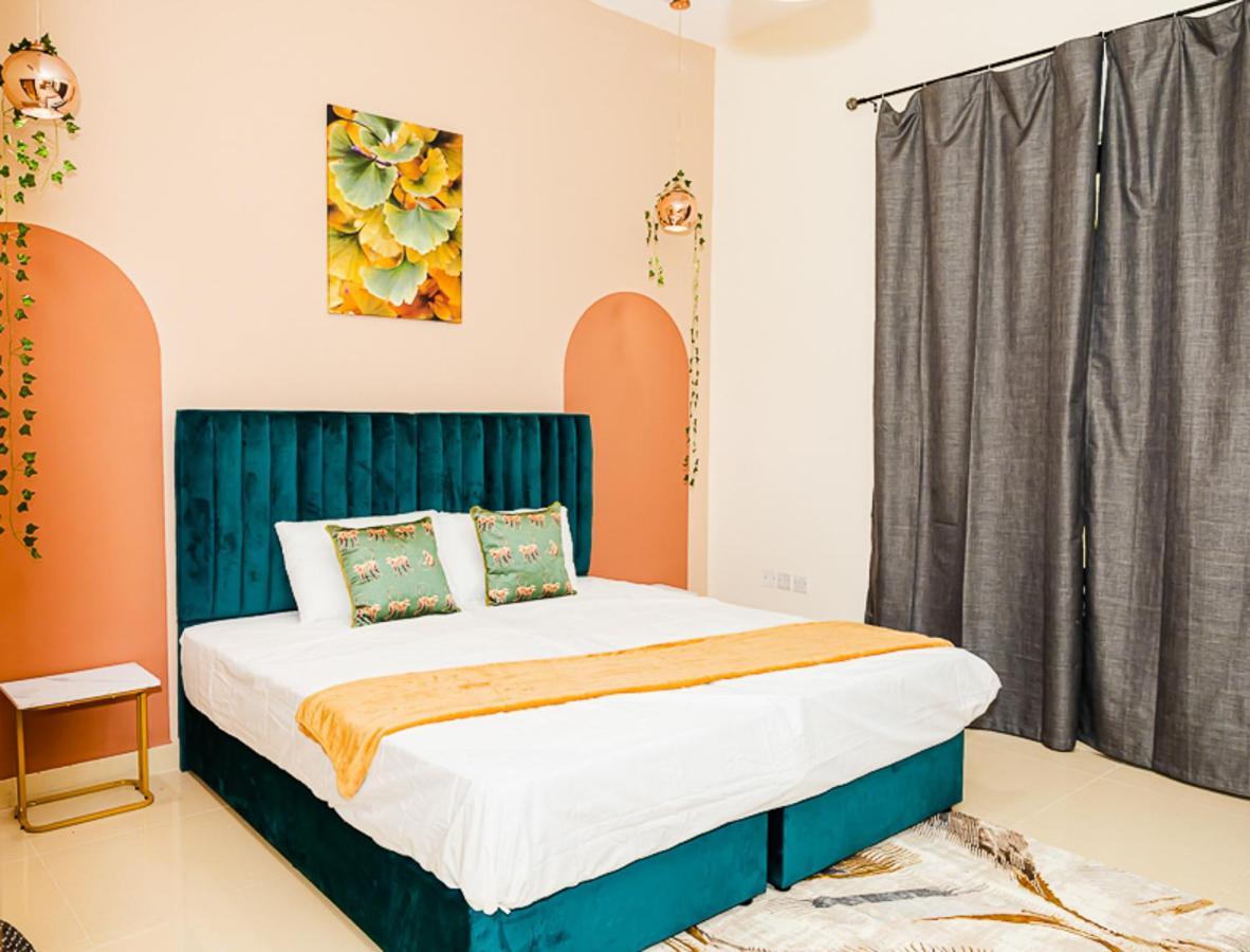 Elegant With Lively Vicinity In Dubai's Heart Appartamento Dubai