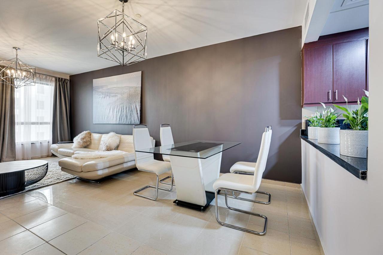 Appartamento Entire Serviced Studio Jbr Sea View Balcony Dubai