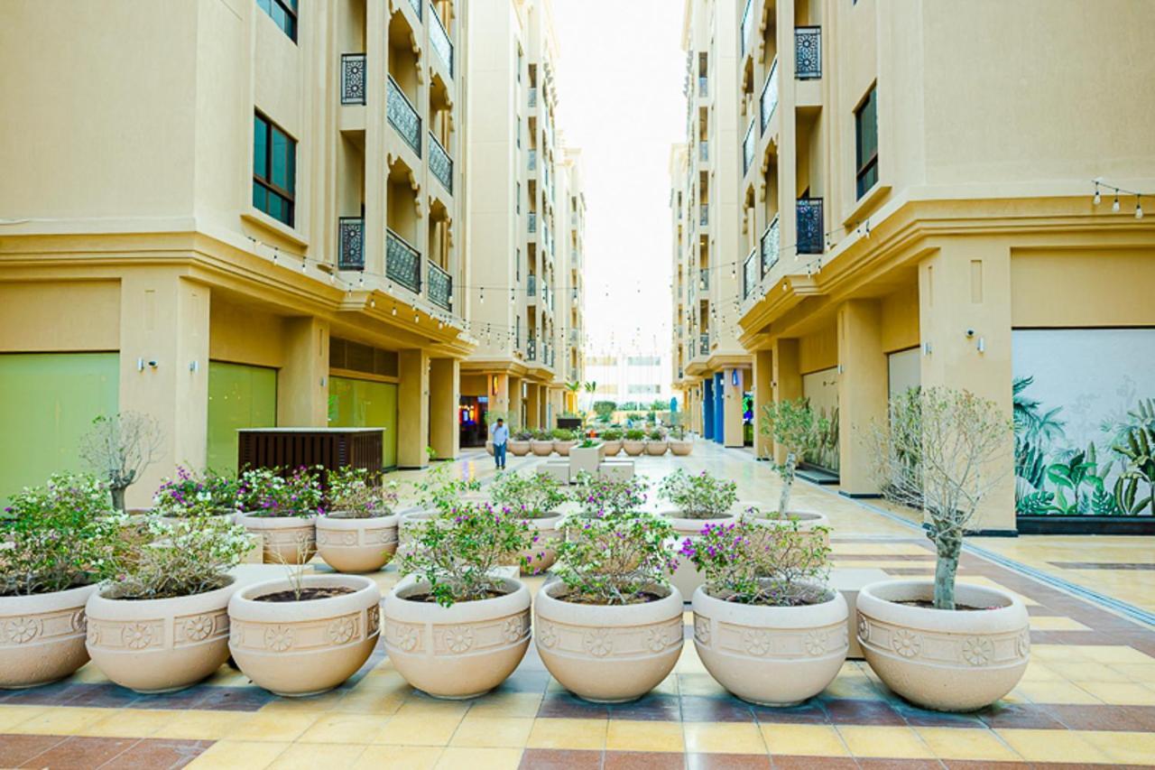 Elegant With Lively Vicinity In Dubai's Heart Appartamento *