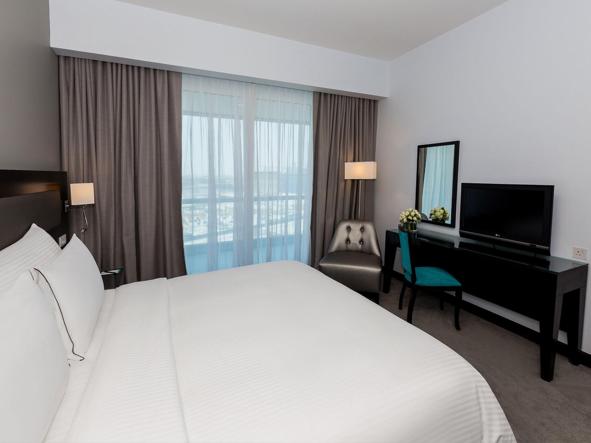 Flora Creek Deluxe Apartahotel Dubái