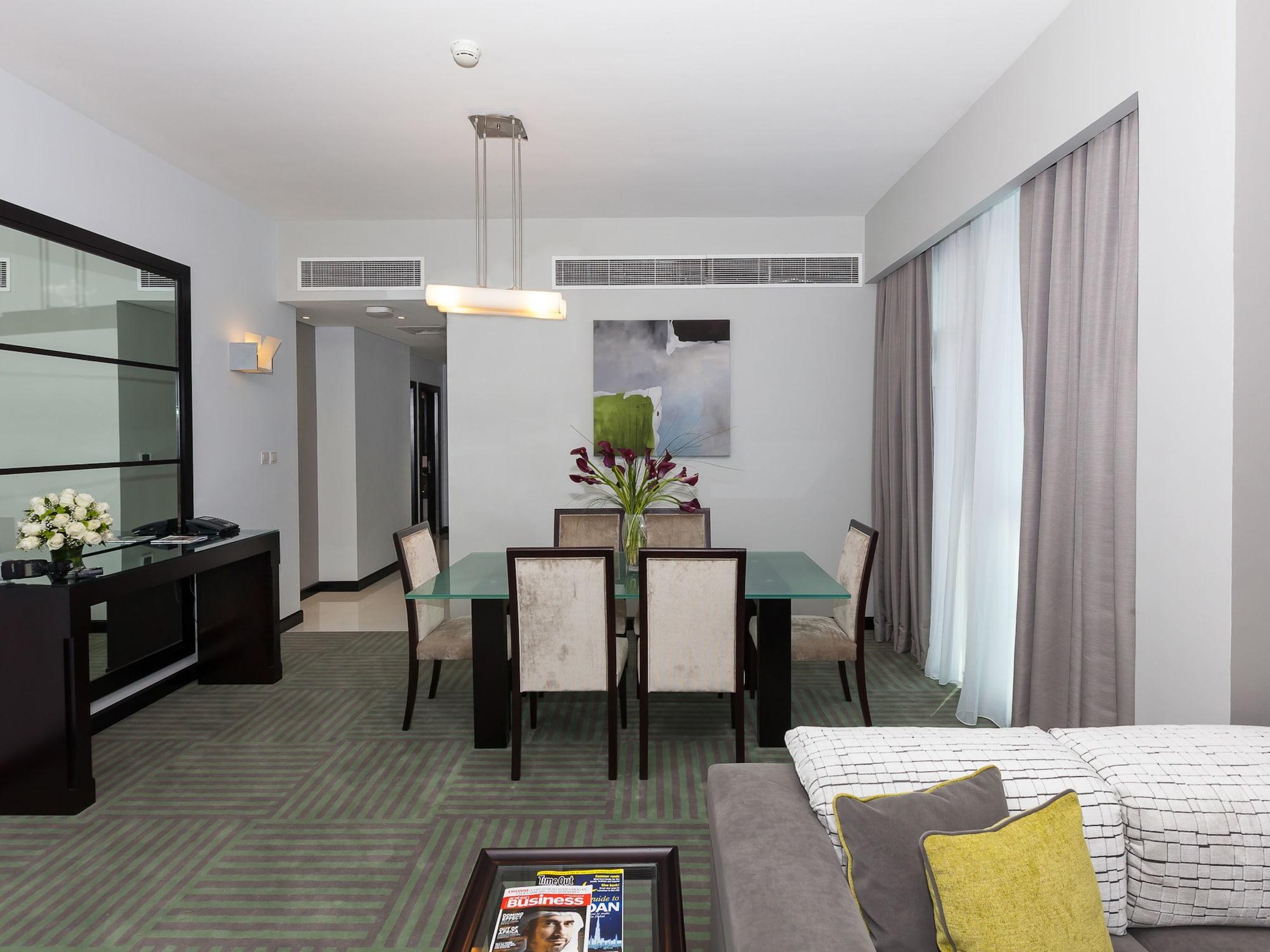 Flora Creek Deluxe Apartahotel