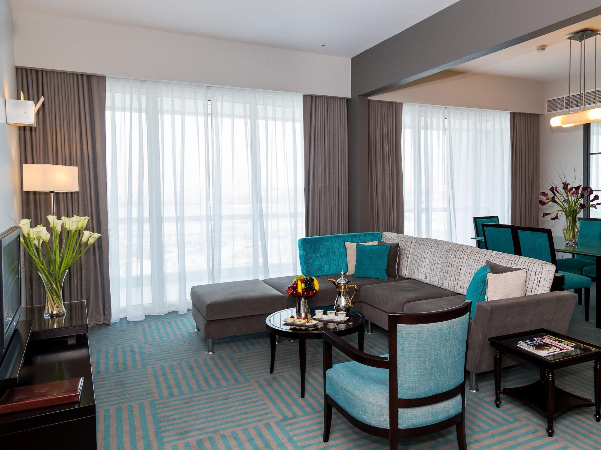 Flora Creek Deluxe Apartahotel 4*
