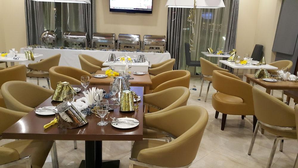Hotel Palette Royal Reflections And 4*