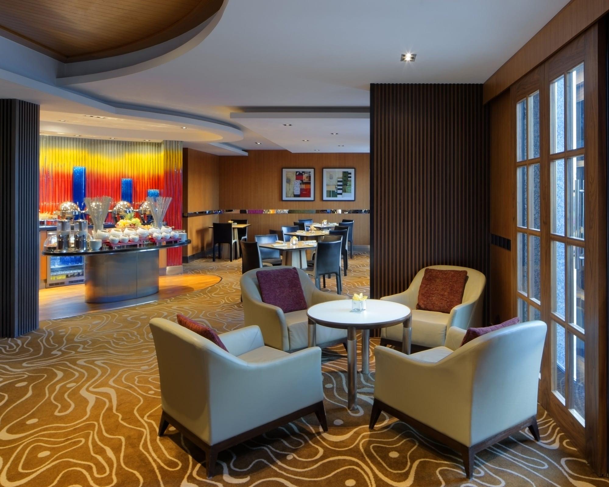 Radisson Blu Hotel, Media Hotel Dubai