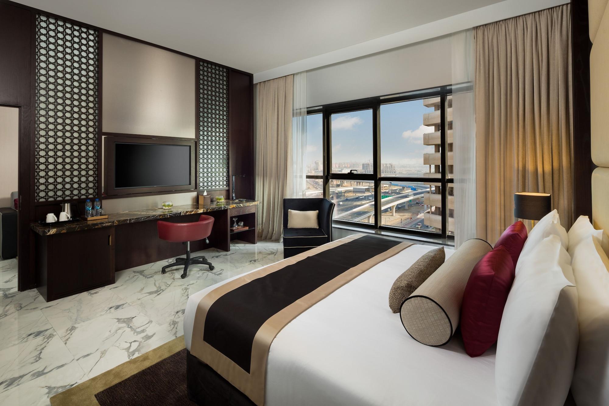 Millennium Place Marina Hotel 4*