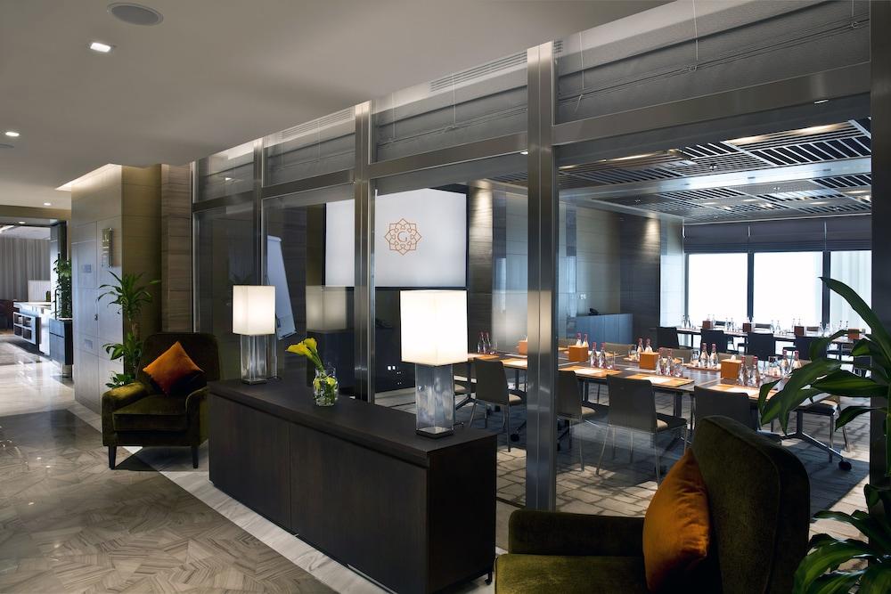 Grayton By Blazon Hotel 4*