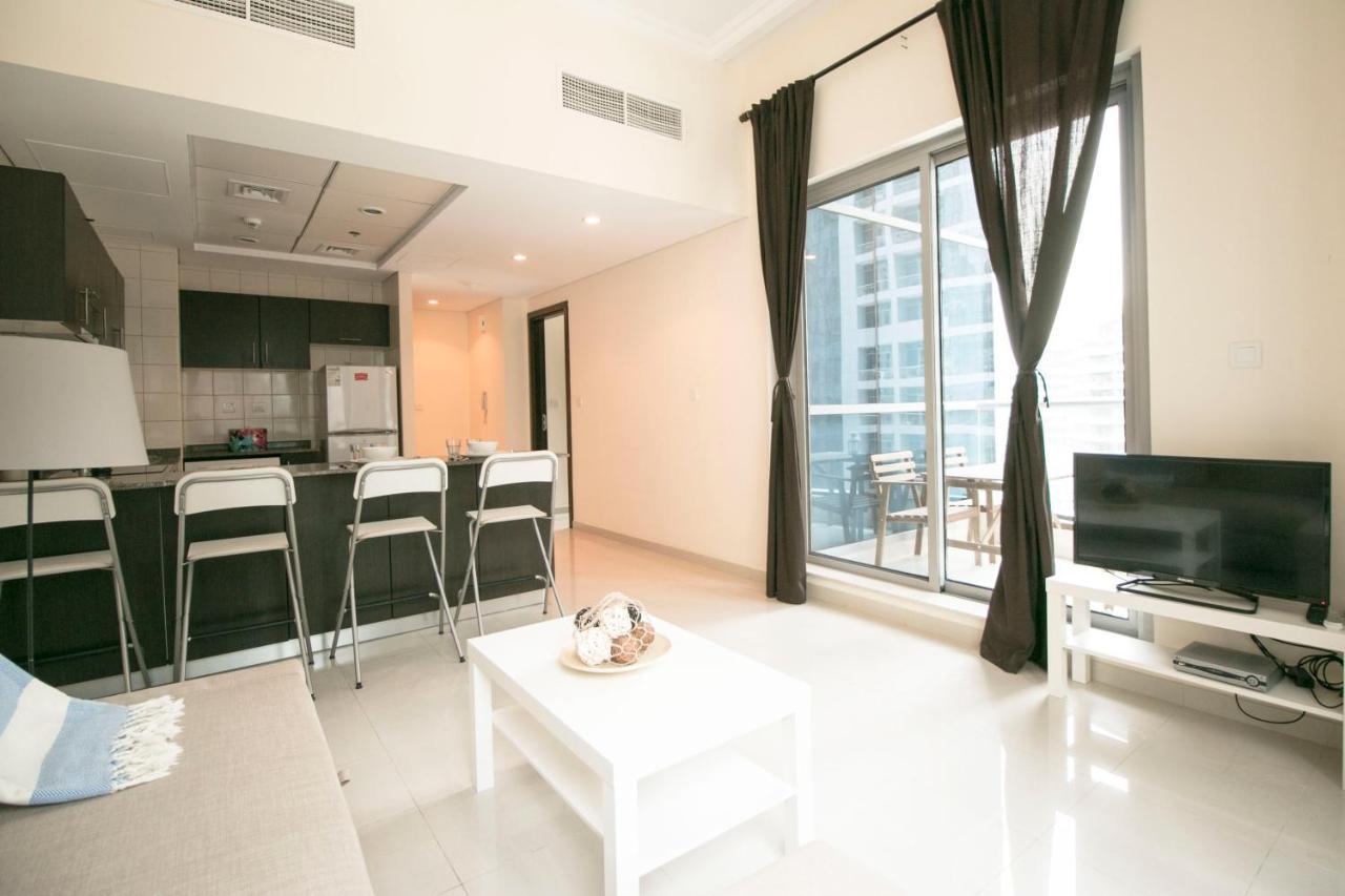 Apartment Higuests - Chic Apt Near Marina Walk With Pool And Gym