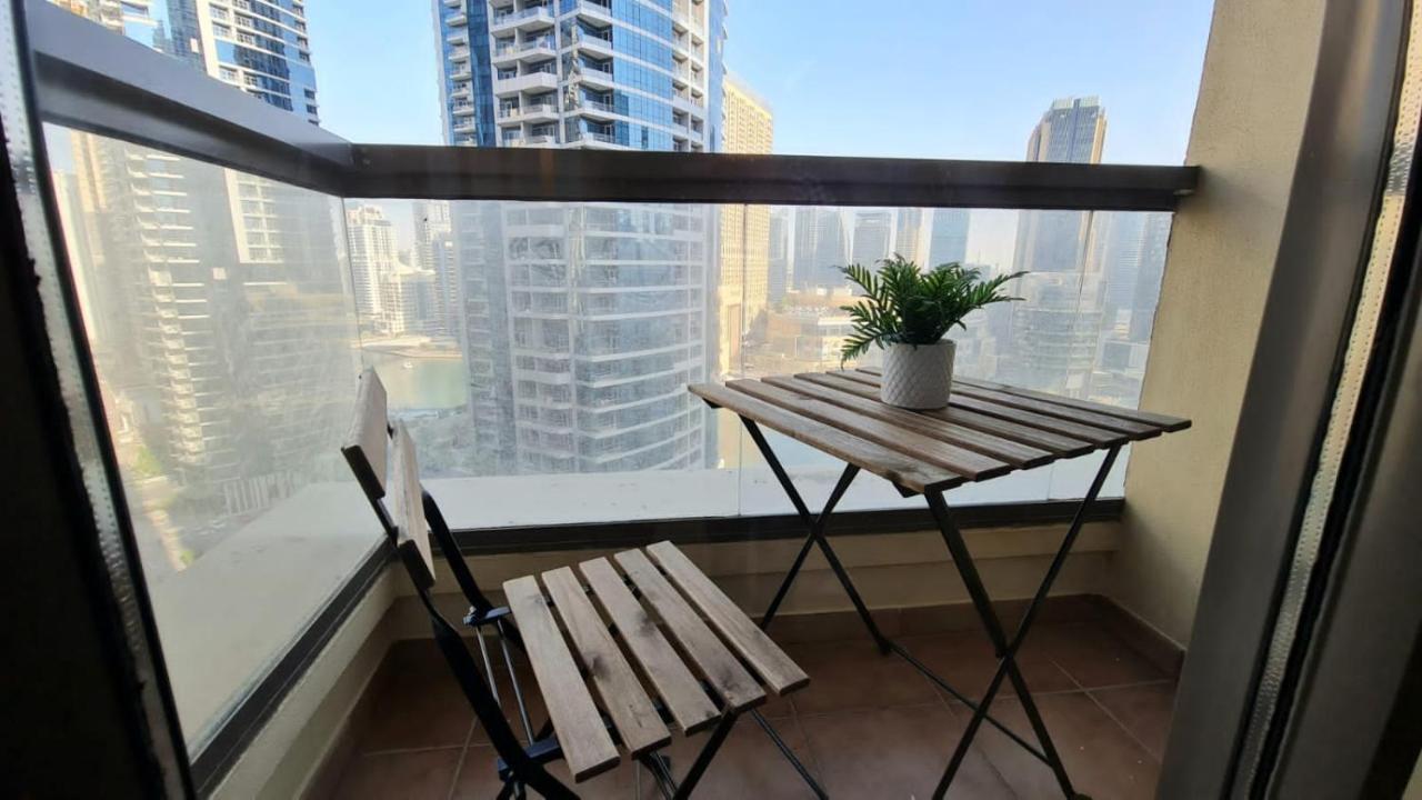 Marco Polo - Stunning Marina Views , High Floor, Close To Tram Apartamento