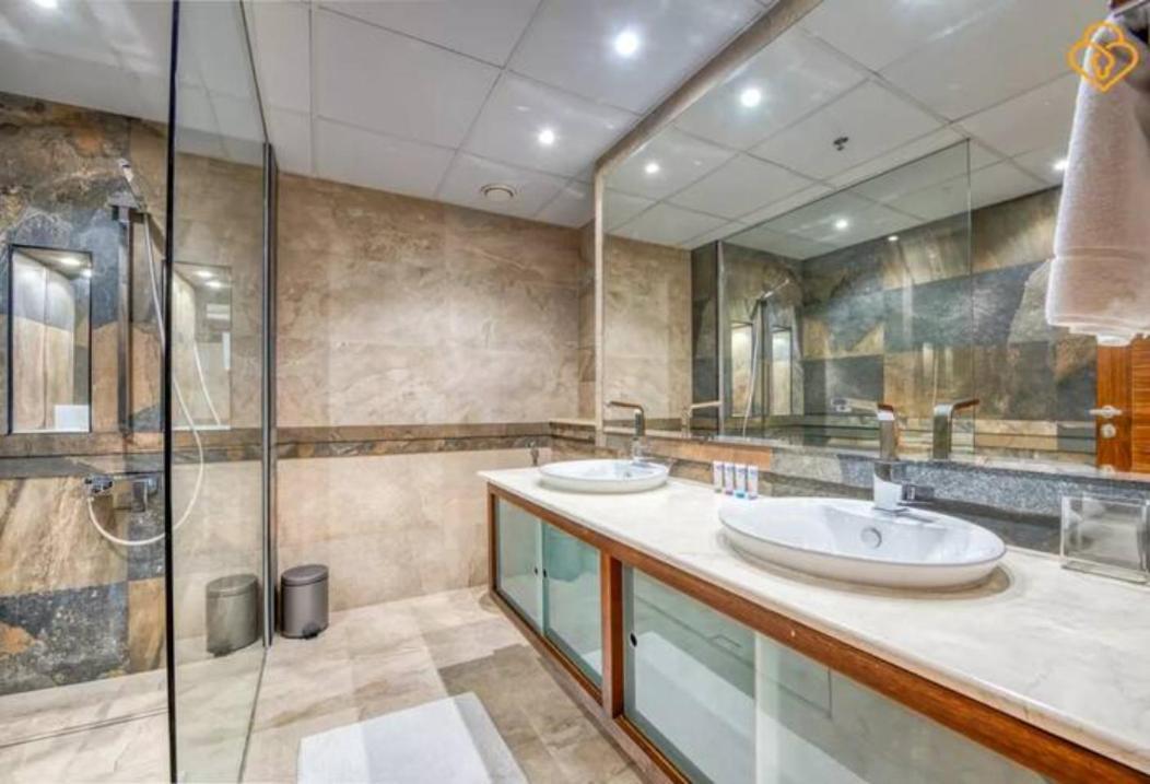 Keysplease Beautiful 2 B/r Apt, Sahab Tower Marina Apartamento *