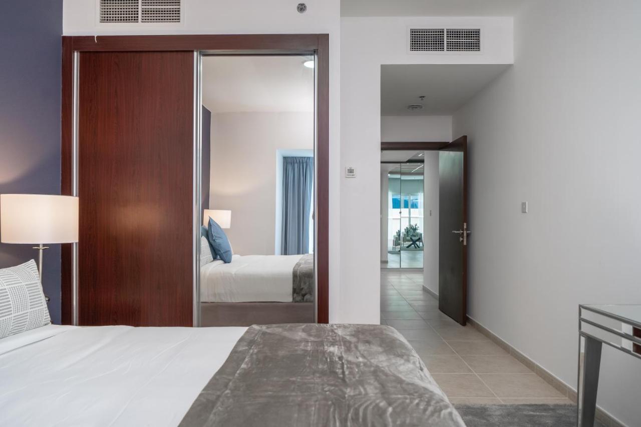 Higuests - Chic Apt With Spectacular Aerial Sea Views