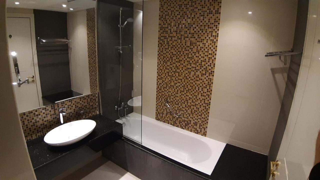 King Suite-Burj Khalifa 5 Min Walking From Dubai Mall Appartement