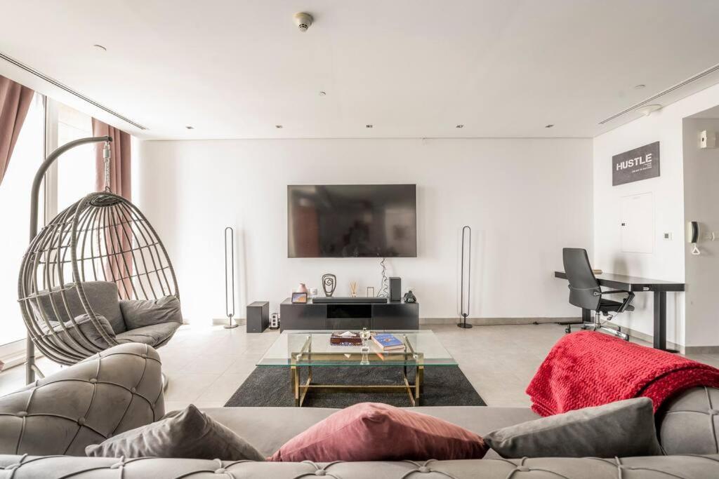 Guest Ready - Luxury One Bedroom Difc Burj Khalifa View Appartement