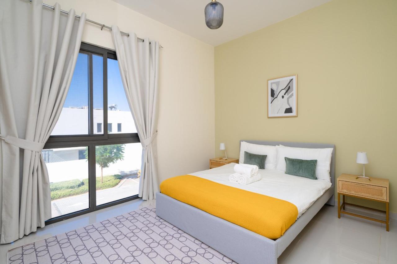 Alh Vacay - Damac Hills 2 Primrose Pousada *