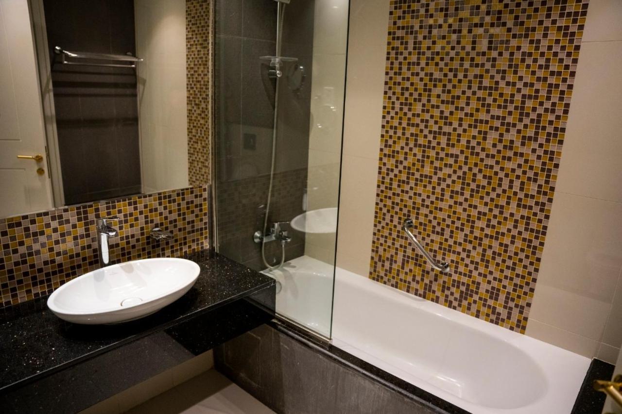King Suite-Burj Khalifa 5 Min Walking From Dubai Mall Dubaï